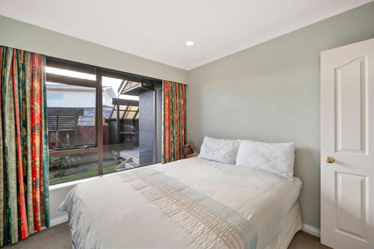 Taupo Escape - Rainbow Point Holiday Home Exterior foto
